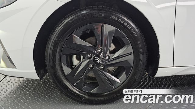 Hyundai Avante CN7 1.6 Inspiration - фото 4