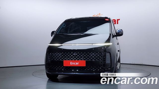Hyundai Staria 4WD Lounge 7-Seater Inspiration - фото 2