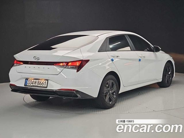 Hyundai Avante CN7, гибрид Modern - фото 3