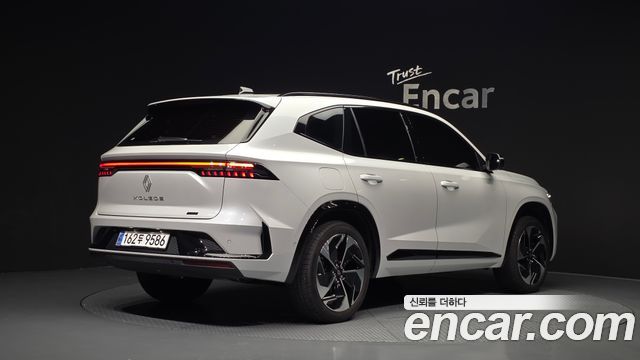Renault Samsung Grand Koleos 1.5 E-TECH Iconic 2WD - фото 1