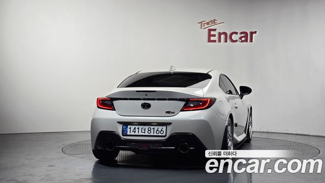 Toyota 86 GR86 2.4 Standard - фото 2