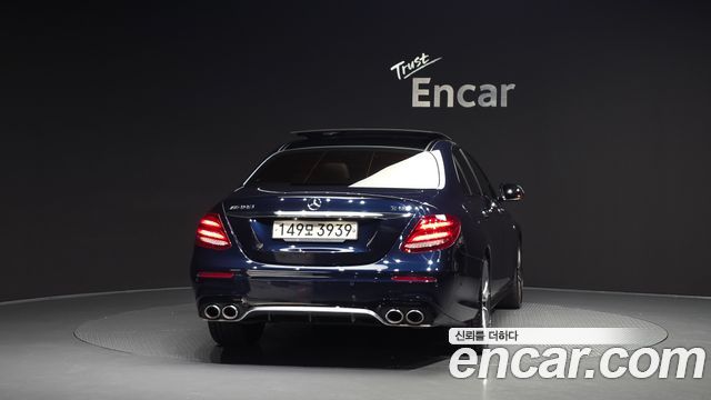 Mercedes-Benz E-Class W213 E53 AMG 4MATIC+ - фото 3