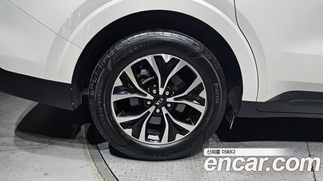 Kia Carnival 4-го поколения 9-Seater Prestige - фото 4