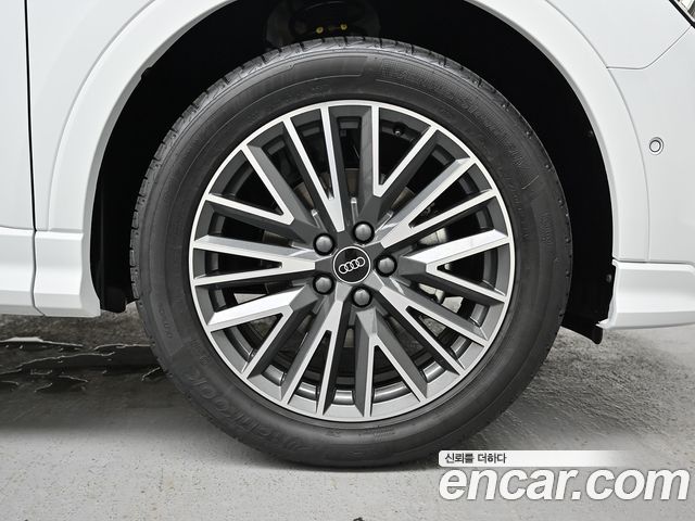 Audi Q3 F3 35 TDI Premium - фото 4
