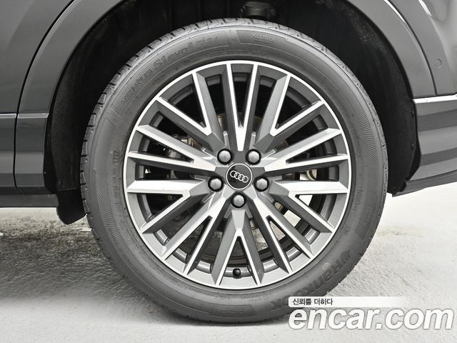 Audi Q3 F3 35 TDI Premium - фото 4