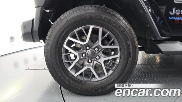 Jeep Wrangler JL 2.0 Overland 4Door 4xe - фото 4