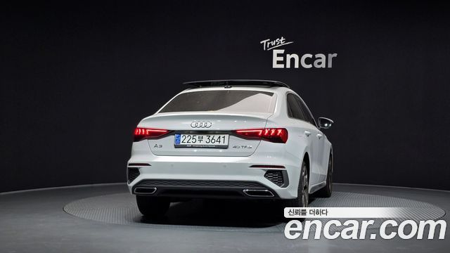 Audi A3 40 TFSI Premium - фото 3