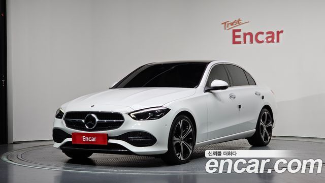 Mercedes-Benz C-Class W206 C300 4MATIC Avantgarde - фото 0