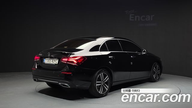 Mercedes-Benz A-Class W177 A220 Sedan - фото 1