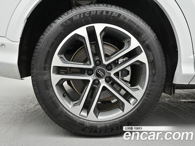 Audi Q5 40 TFSI Quattro Advanced Sportback - фото 4
