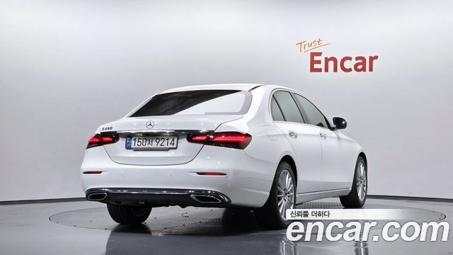 Mercedes-Benz E-Class W213 E250 Exclusive - фото 0