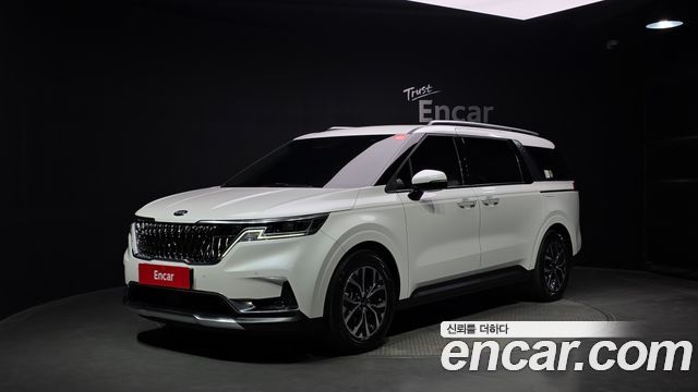 Kia Carnival 4-го поколения 9-Seater Noblesse - фото 0