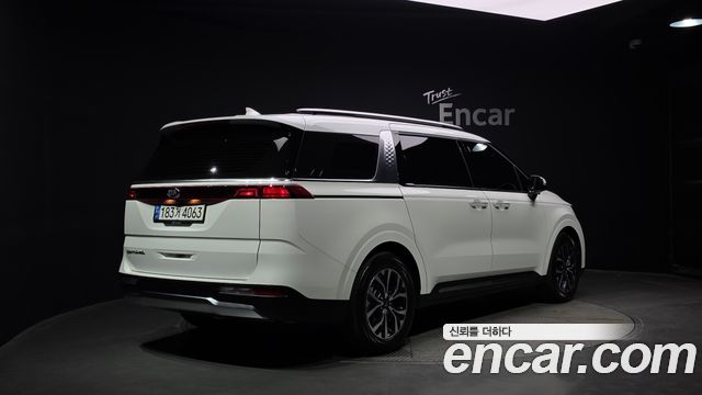 Kia Carnival 4-го поколения 9-Seater Noblesse - фото 1