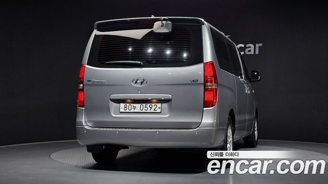 Hyundai Starex Новый Van 5-Seater Modern - фото 3