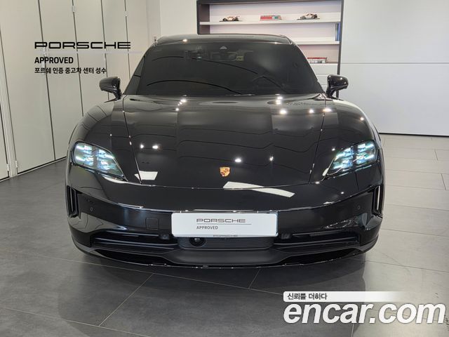 Porsche Taycan 4 Cross Turismo - фото 2