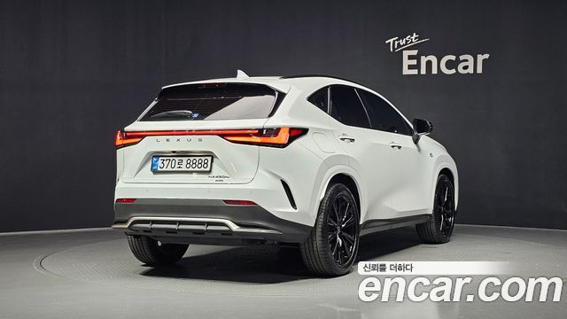 Lexus NX 2-го поколения F-Sport - фото 1