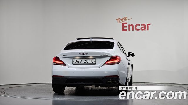 Genesis G70 2.2D AWD Elite - фото 3