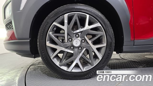 Hyundai Kona гибрид Premium Special - фото 4