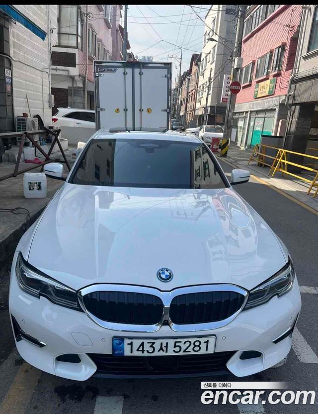 BMW 3-Series G20 330e Luxury - фото 2