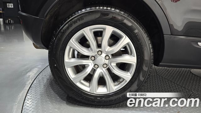 Land Rover Range Rover Evoque 2.0 TD4 SE - фото 4