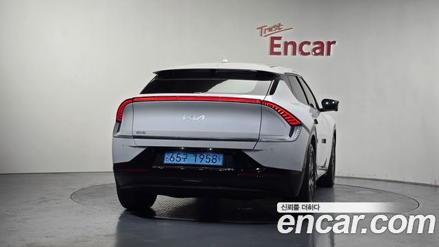 Kia EV6 Long Range 4WD Earth - фото 2