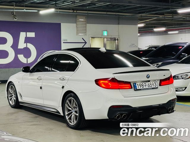 BMW 5-Series G30 530i M Sport Package Plus - фото 1