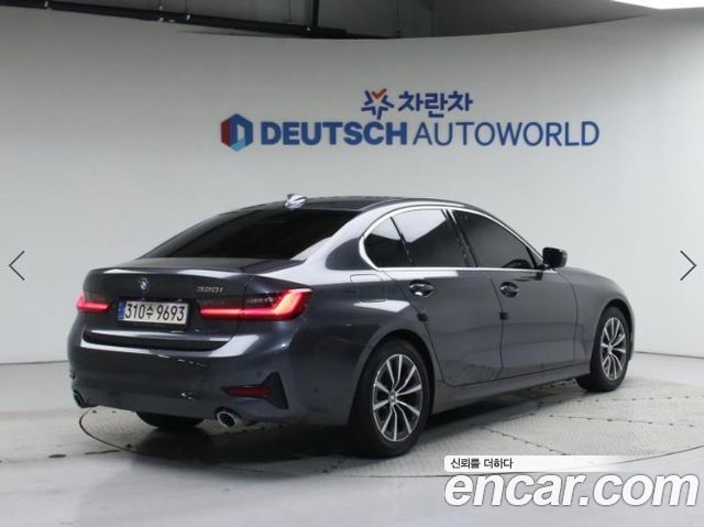BMW 3-Series G20 320i - фото 1