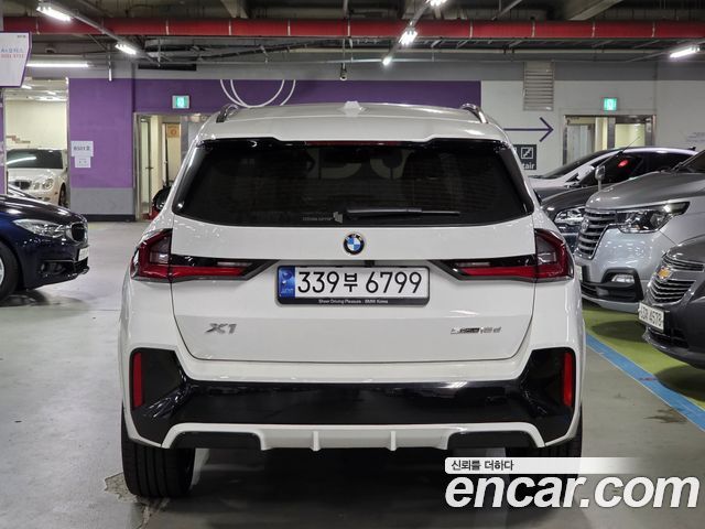 BMW X1 U11 sDrive 18d M Sport - фото 3