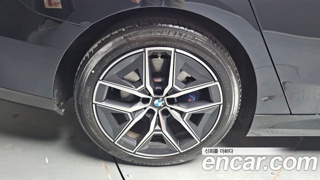 BMW 5-Series G60 520i M Sport - фото 4