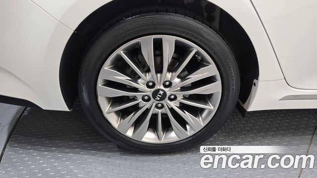 Kia K5 Новый 2-го поколения 2.0 Noblesse - фото 4
