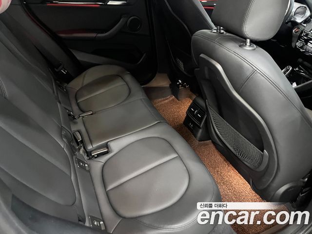 BMW X1 F48 xDrive 20i xLine - фото 3