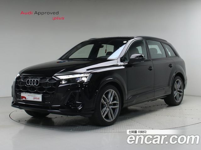 Audi Q7 55 TFSI Quattro Premium - фото 0