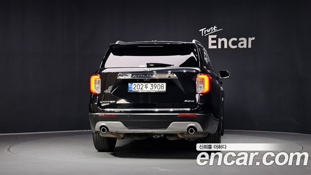 Ford Explorer 6-го поколения 2.3 LimIted 4WD - фото 3