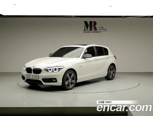BMW 1-Series F20 118d Sport 5Door - фото 0