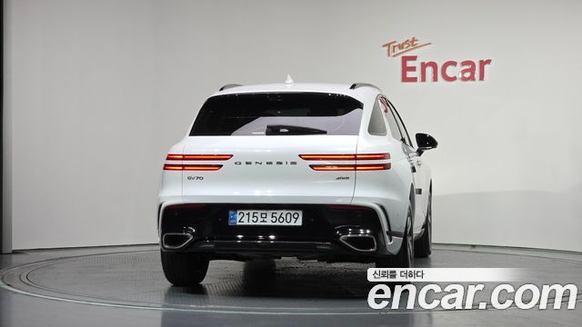 Genesis GV70 2.5T Gasoline AWD - фото 3