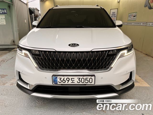Kia Carnival 4-го поколения 9-Seater Noblesse - фото 0