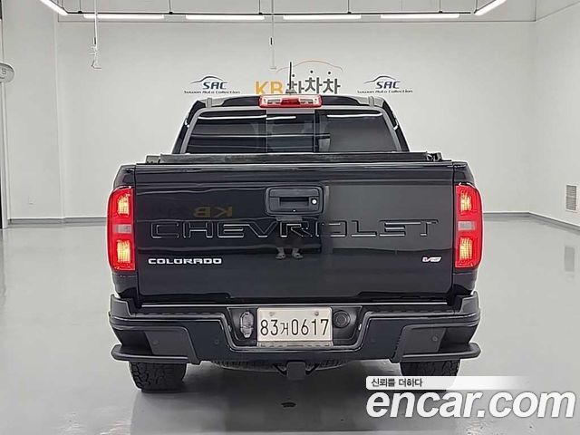 Chevrolet (GM Daewoo) Colorado 3.6 Z71-X Midnight 4WD - фото 2