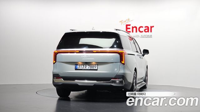 Kia Carnival Новый 4-го поколения 7-Seater Signature - фото 3