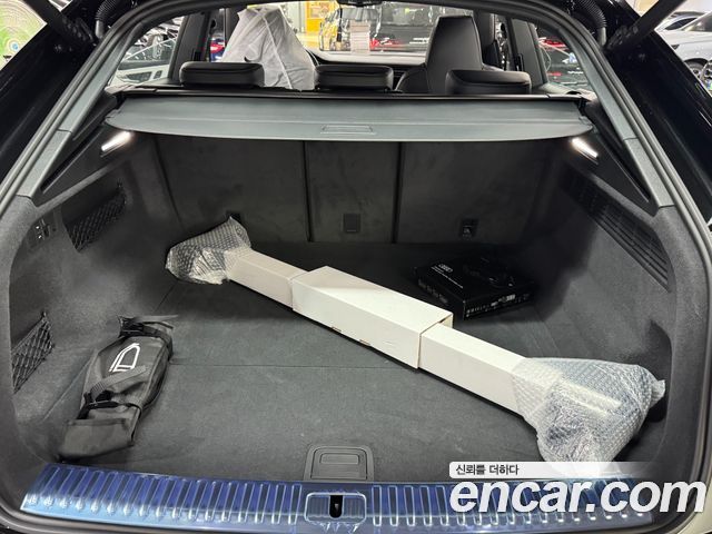 Audi Q8 55 TFSI Quattro Premium - фото 4