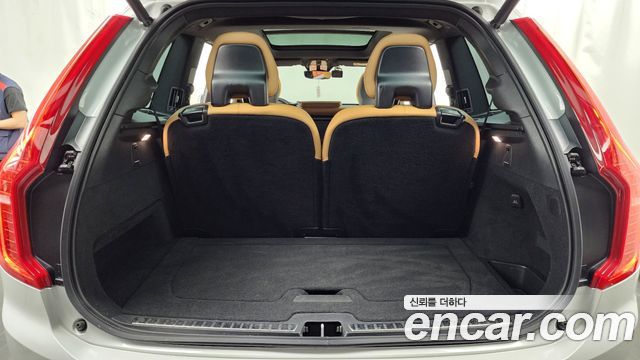 Volvo XC90 2-го поколения B6 Ultimate Bright - фото 4