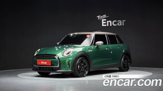 Mini Cooper 5-Door Piccadilly Edition 3rd - фото 0
