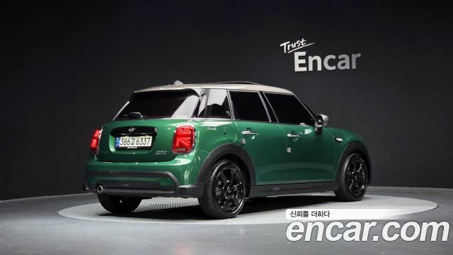 Mini Cooper 5-Door Piccadilly Edition 3rd - фото 1