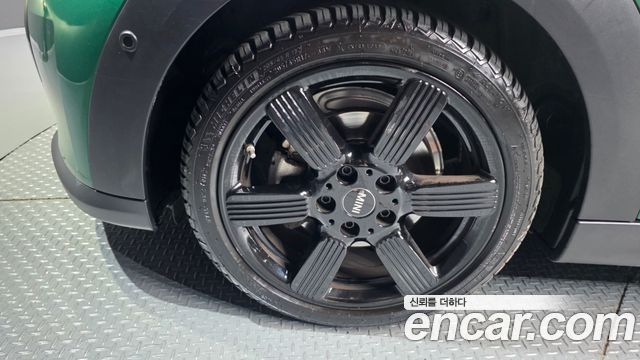 Mini Cooper 5-Door Piccadilly Edition 3rd - фото 4