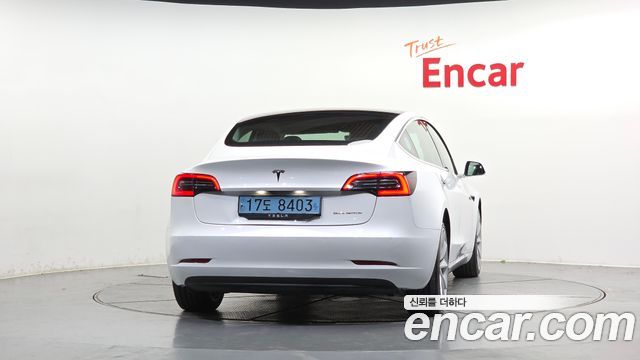 Tesla Model 3 Long Range AWD - фото 2
