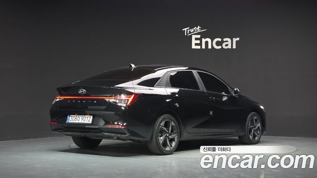 Hyundai Avante CN7, гибрид Inspiration - фото 1