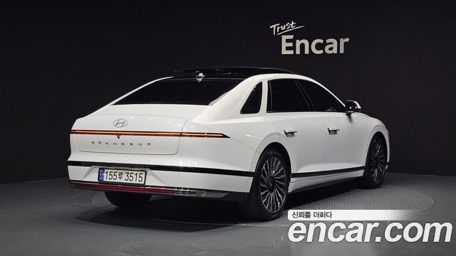 Hyundai Grandeur GN7 2,5 Gasoline 2WD Calligraphy - фото 1