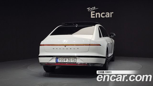 Hyundai Grandeur GN7 2,5 Gasoline 2WD Calligraphy - фото 3