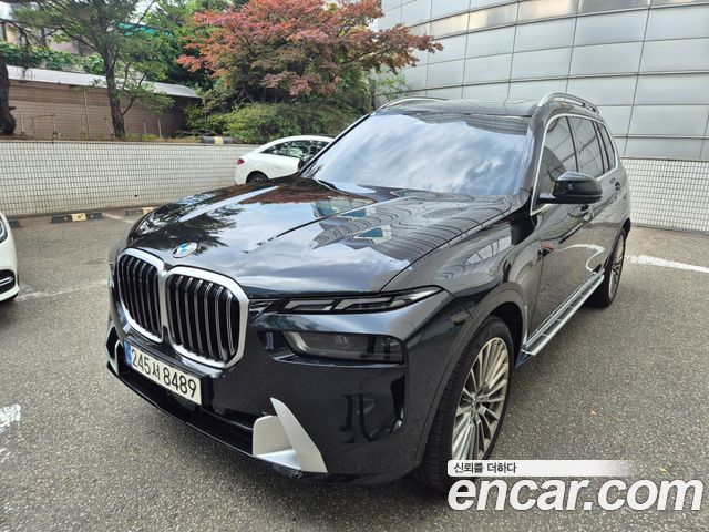 BMW X7 G07 xDrive 40i Design Pure Excellence 7-Seater - фото 2