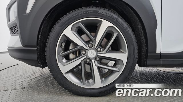 Hyundai Kona 1.6 Turbo 2WD Modern pop - фото 3