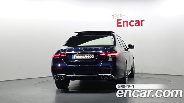 Mercedes-Benz E-Class W213 E350 4MATIC AMG Line - фото 3